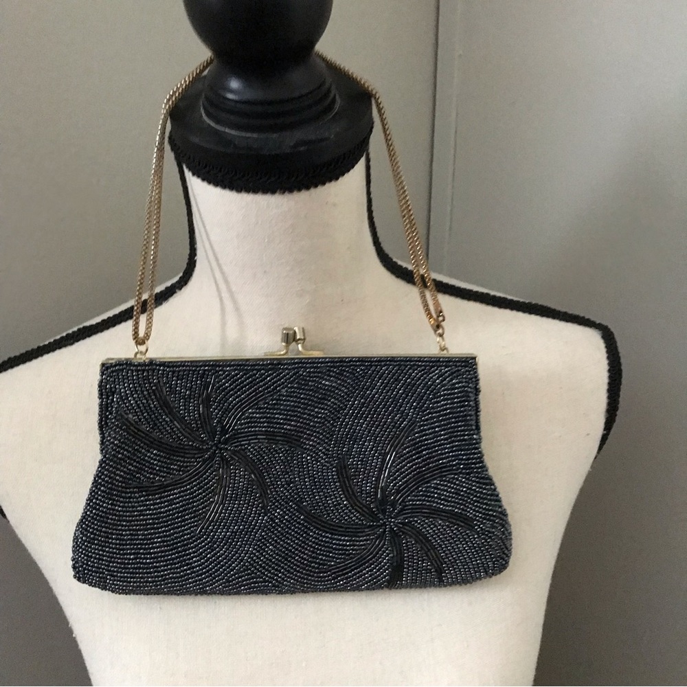 Vintage Black/gray Sequin Evening bag with Gold accents kiss close satin lining